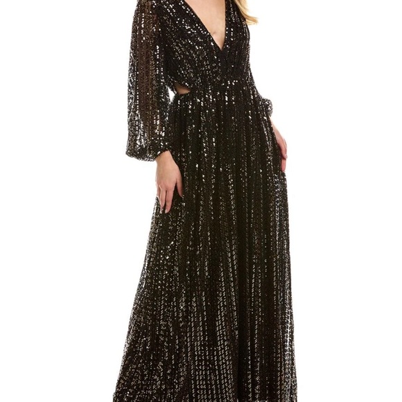 Never Worn! Halston Madelyn Gown size 4 - Picture 2 of 4